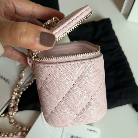 CHANEL
Light Pink Quilted Caviar Leather Mini Vanity Case With Chain Bag - Picture 9 of 11